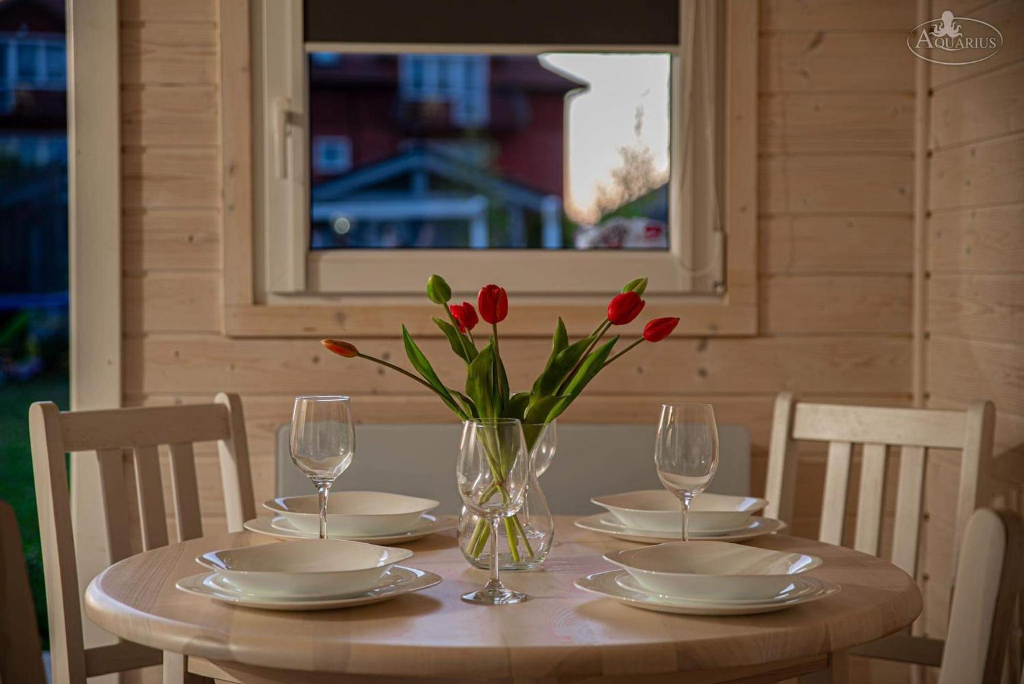 Fhu Aquarius Villa Дзивновек Екстериор снимка
