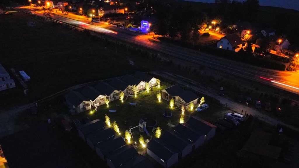 Fhu Aquarius Villa Дзивновек Екстериор снимка